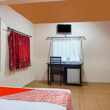 Oyo 90923 Makassar Cottage Balangberu Exterior photo